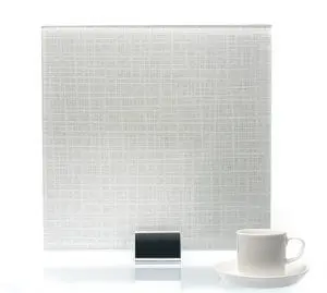 3073-Plaid Glacier Vinyl Laminated Glass