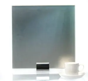 Warm Iridescent Gradient